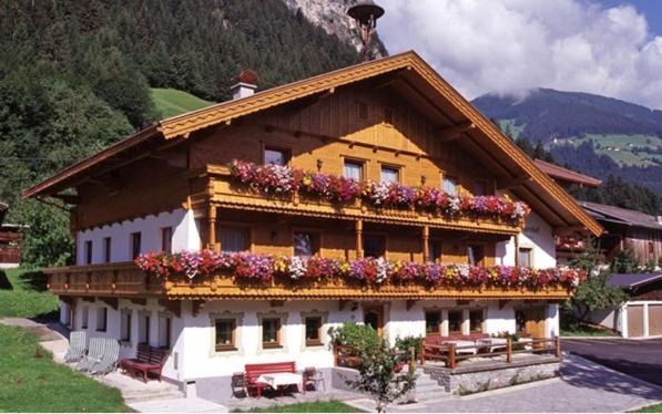 Walchenhof Hotel Mayrhofen Exterior photo